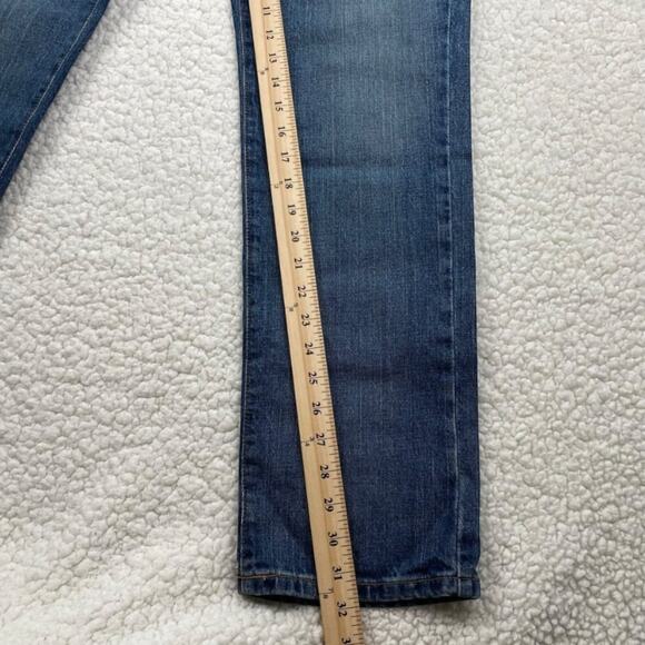 Tommy Hilfiger Women’s Adaptive Relaxed Magnetic Jeans Blue Denim, Size 33Wx32L - Picture 9 of 9